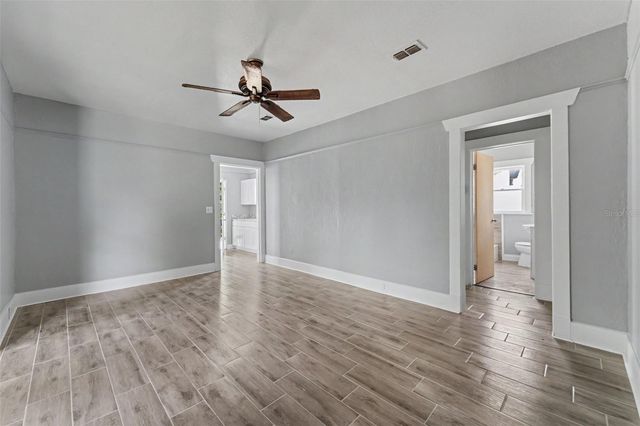 122 S GARFIELD AVENUE, Deland, FL 32724