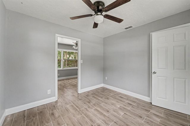 122 S GARFIELD AVENUE, Deland, FL 32724