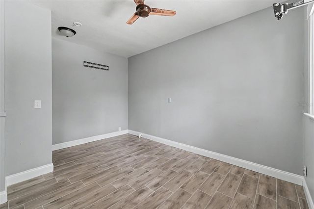 122 S GARFIELD AVENUE, Deland, FL 32724