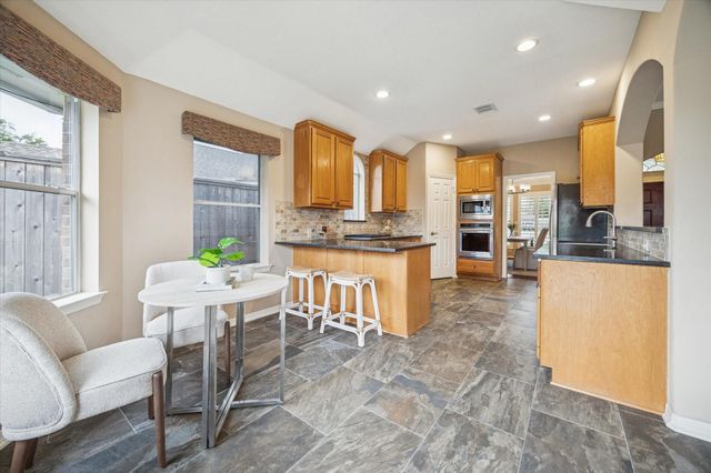 7907 N Wellington Court, Houston, TX 77055