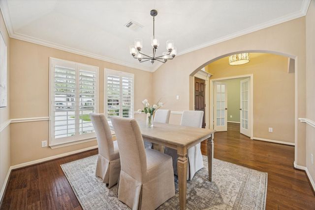 7907 N Wellington Court, Houston, TX 77055