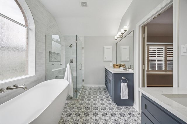 7907 N Wellington Court, Houston, TX 77055