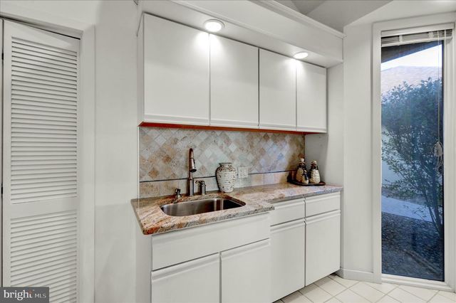 653 SCENIC DR, Bernville, PA 19506