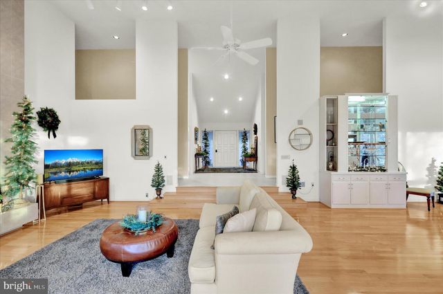 653 SCENIC DR, Bernville, PA 19506