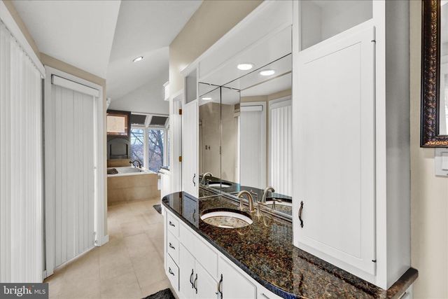 653 SCENIC DR, Bernville, PA 19506