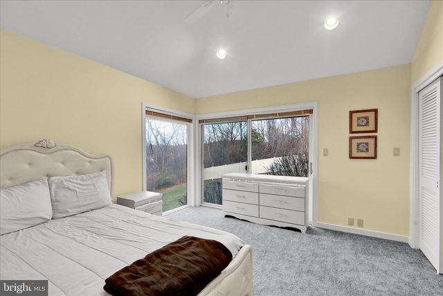 653 SCENIC DR, Bernville, PA 19506