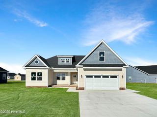 307 Spinnaker Street, Elizabeth City, NC 27909