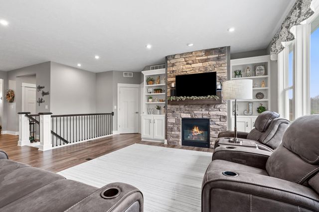 13697 Harrington Landing, Holland, MI 49424