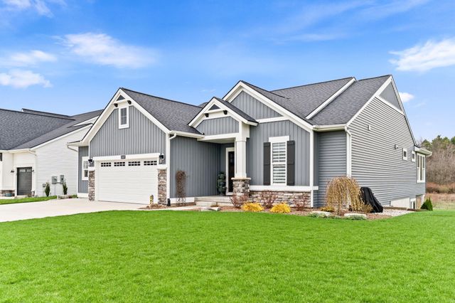 13697 Harrington Landing, Holland, MI 49424