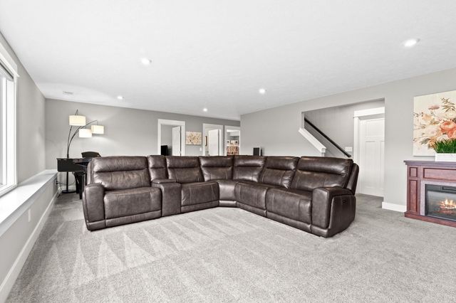13697 Harrington Landing, Holland, MI 49424