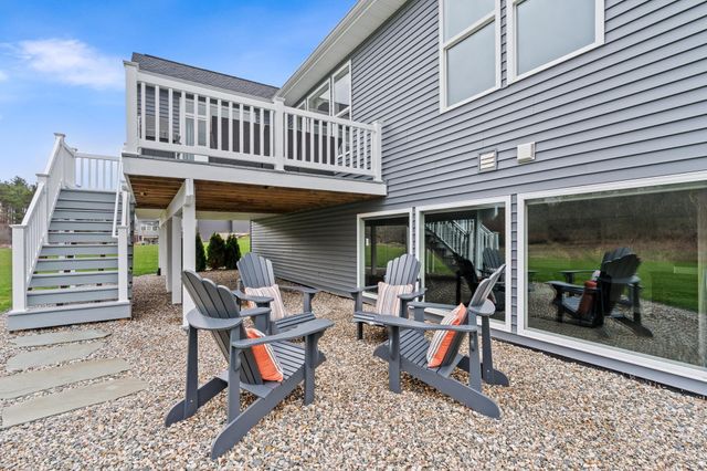 13697 Harrington Landing, Holland, MI 49424
