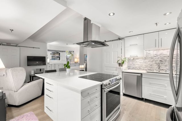 165 Beacon Street 2, Boston, MA 02116