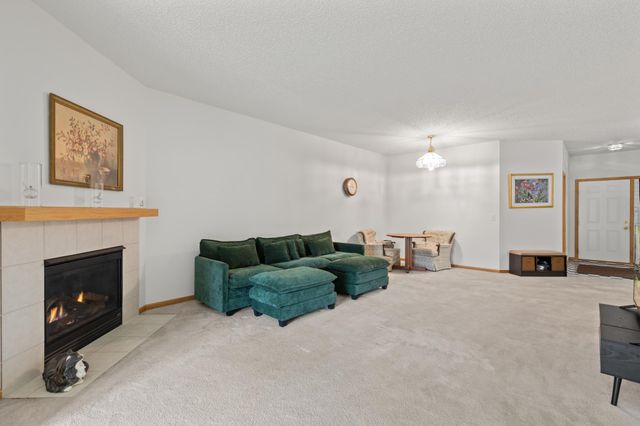 6477 Maclaren Avenue NE, Otsego, MN 55301
