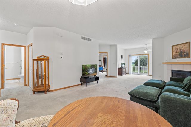 6477 Maclaren Avenue NE, Otsego, MN 55301