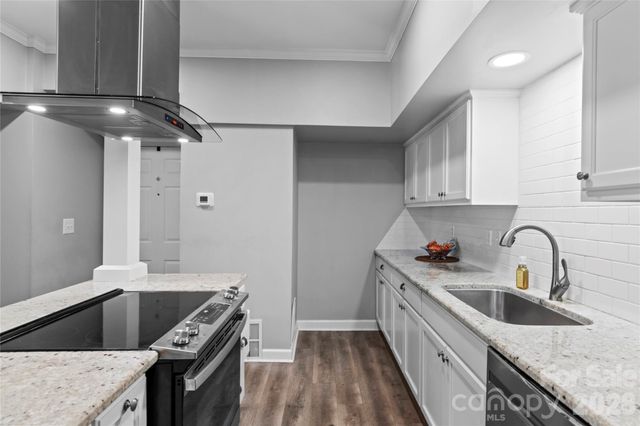 376 Meadows Circle, Winston Salem, NC 27104