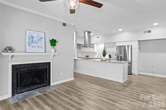 376 Meadows Circle, Winston Salem, NC 27104