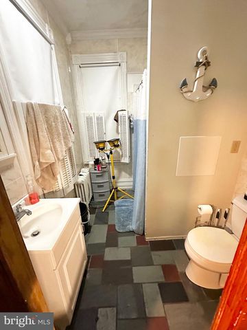 1396 PERKIOMEN AVE, Reading, PA 19602