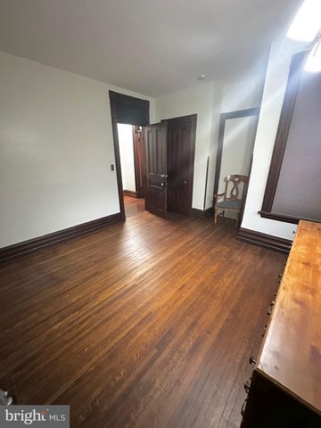 1396 PERKIOMEN AVE, Reading, PA 19602