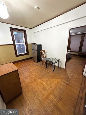 1396 PERKIOMEN AVE, Reading, PA 19602