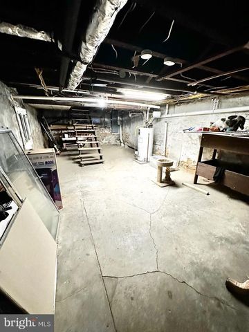 1396 PERKIOMEN AVE, Reading, PA 19602