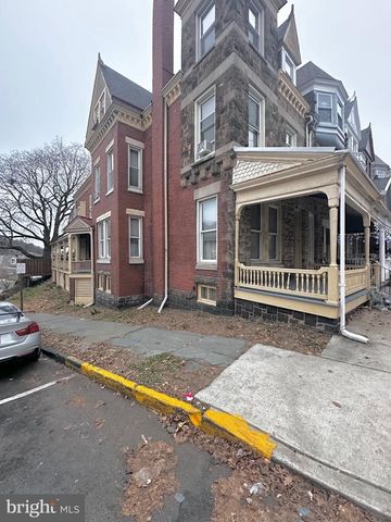 1396 PERKIOMEN AVE, Reading, PA 19602