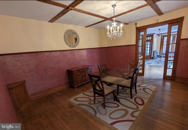 1396 PERKIOMEN AVE, Reading, PA 19602