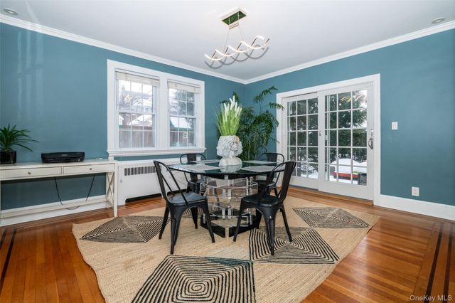 18 Bailey Place, New Rochelle, NY 10801