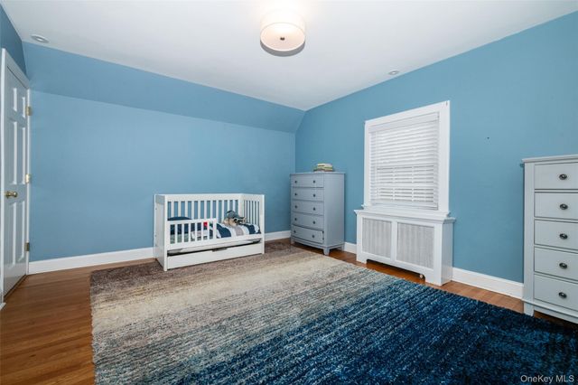 18 Bailey Place, New Rochelle, NY 10801