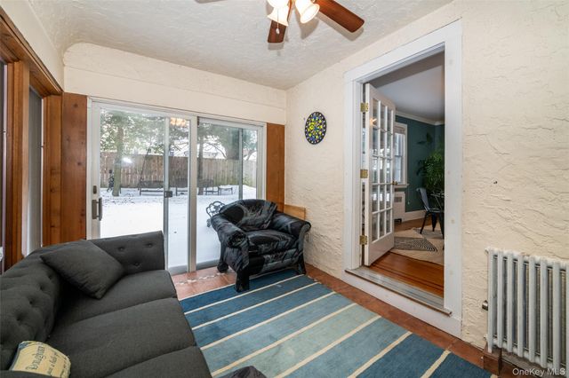 18 Bailey Place, New Rochelle, NY 10801