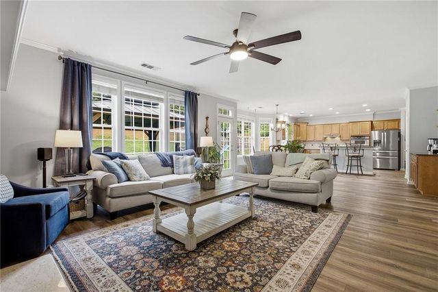 243 Chadwyck Lane, Canton, GA 30115