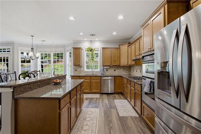 243 Chadwyck Lane, Canton, GA 30115