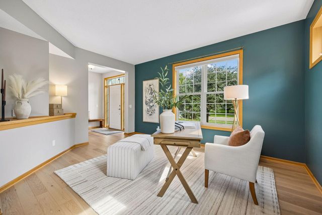 4635 Queensland Lane N, Plymouth, MN 55446