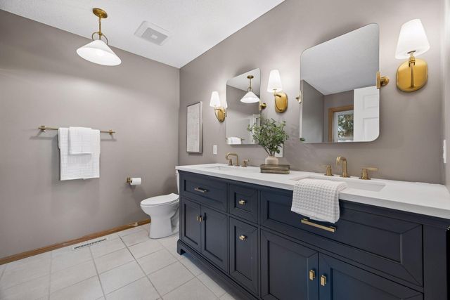 4635 Queensland Lane N, Plymouth, MN 55446