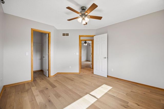 4635 Queensland Lane N, Plymouth, MN 55446