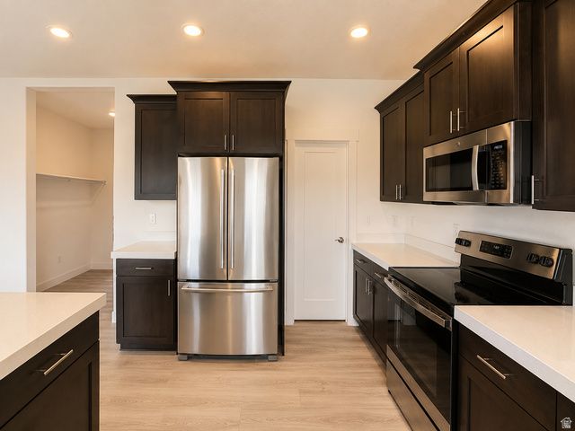 7230 N GREEN PASTURE LN, Eagle Mountain, UT 84005
