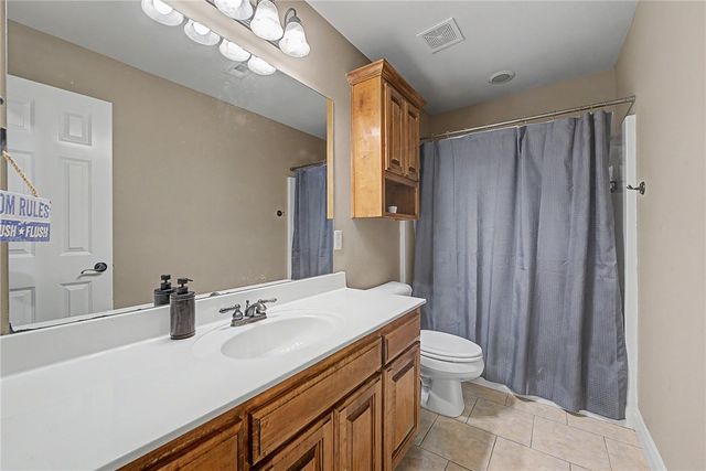 408 Willington Lane, Bentonville, AR 72712