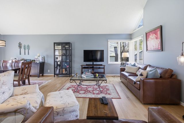 3795 Waldenwood Drive, Ann Arbor, MI 48105