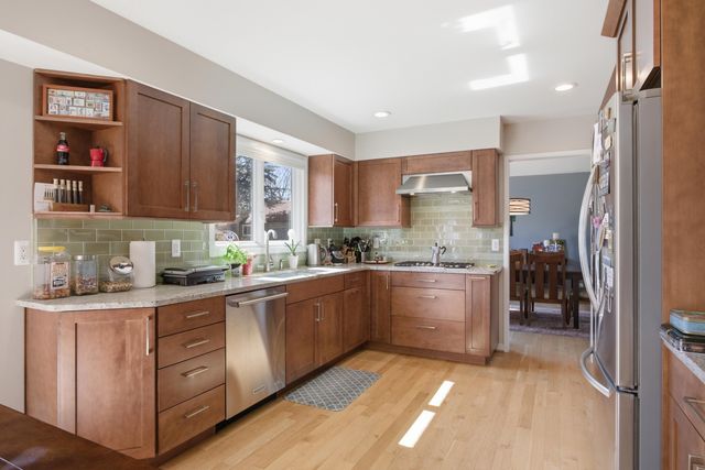 3795 Waldenwood Drive, Ann Arbor, MI 48105