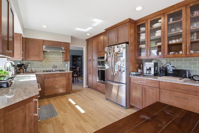 3795 Waldenwood Drive, Ann Arbor, MI 48105