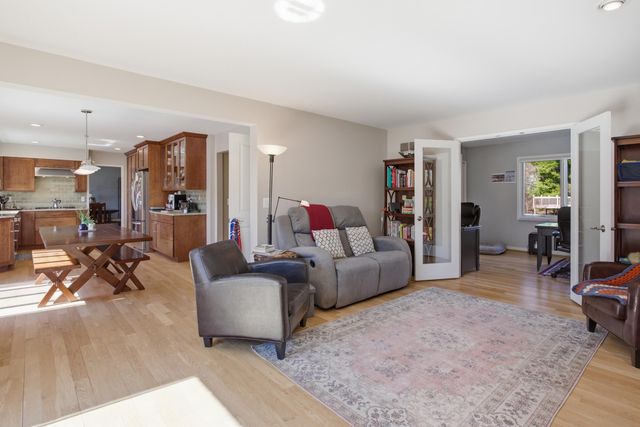 3795 Waldenwood Drive, Ann Arbor, MI 48105