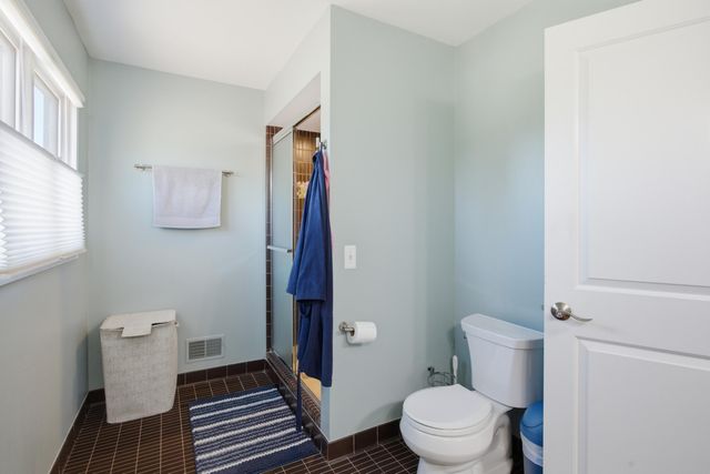 3795 Waldenwood Drive, Ann Arbor, MI 48105