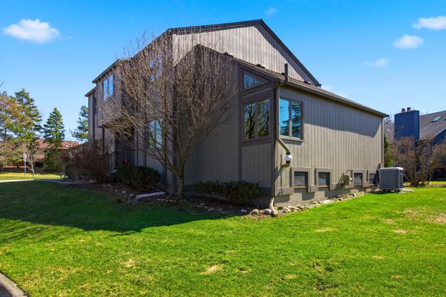 3795 Waldenwood Drive, Ann Arbor, MI 48105