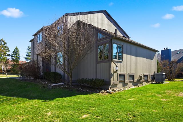 3795 Waldenwood Drive, Ann Arbor, MI 48105