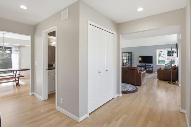 3795 Waldenwood Drive, Ann Arbor, MI 48105