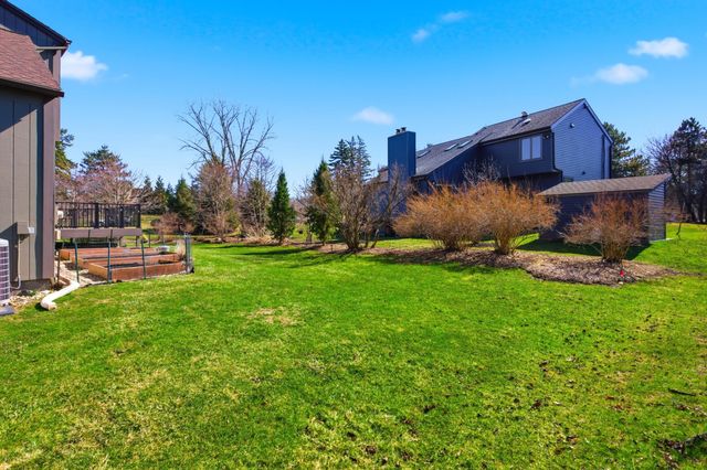 3795 Waldenwood Drive, Ann Arbor, MI 48105