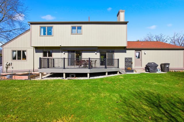 3795 Waldenwood Drive, Ann Arbor, MI 48105