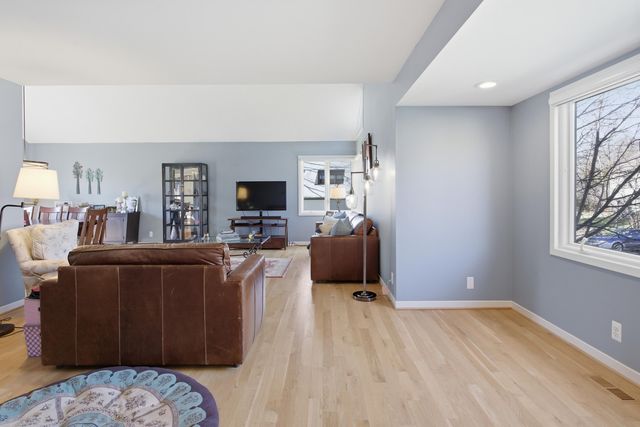 3795 Waldenwood Drive, Ann Arbor, MI 48105