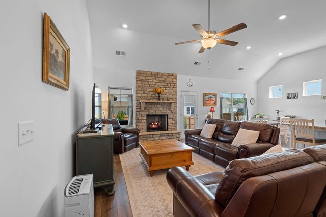 7014 Sully Ct, Fairview, TN 37062