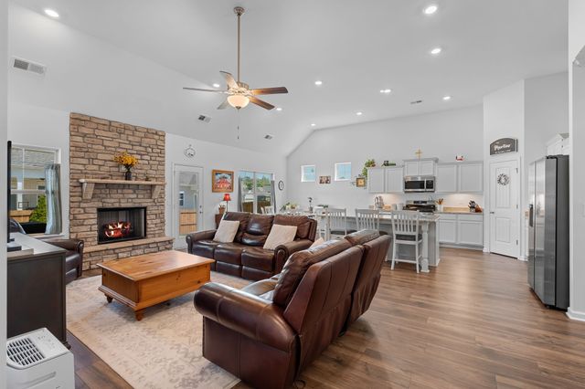 7014 Sully Ct, Fairview, TN 37062
