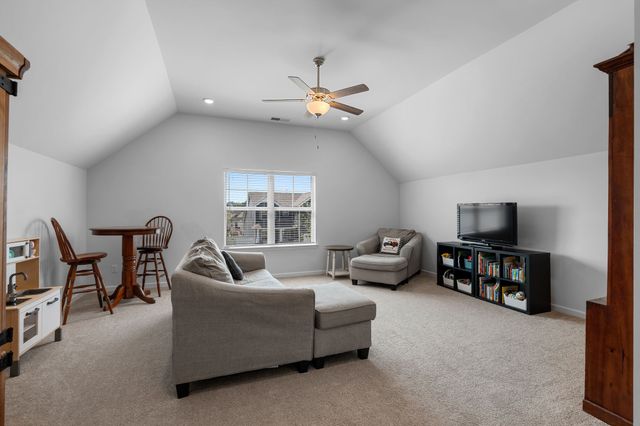 7014 Sully Ct, Fairview, TN 37062